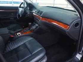 BMW 523i thumbnail 14