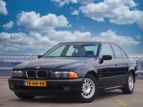 BMW 523i thumbnail 3