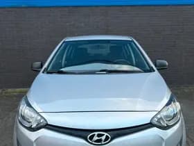 Hyundai i20 thumbnail 6