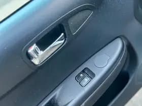 Hyundai i20 thumbnail 9