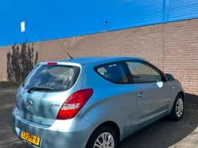 Hyundai i20 thumbnail 3
