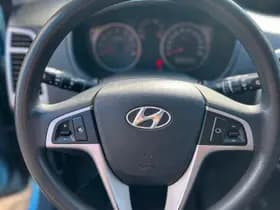 Hyundai i20 thumbnail 9