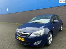 Opel Astra thumbnail 2