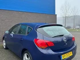 Opel Astra thumbnail 11