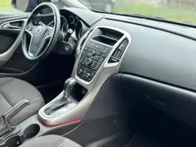 Opel Astra thumbnail 5