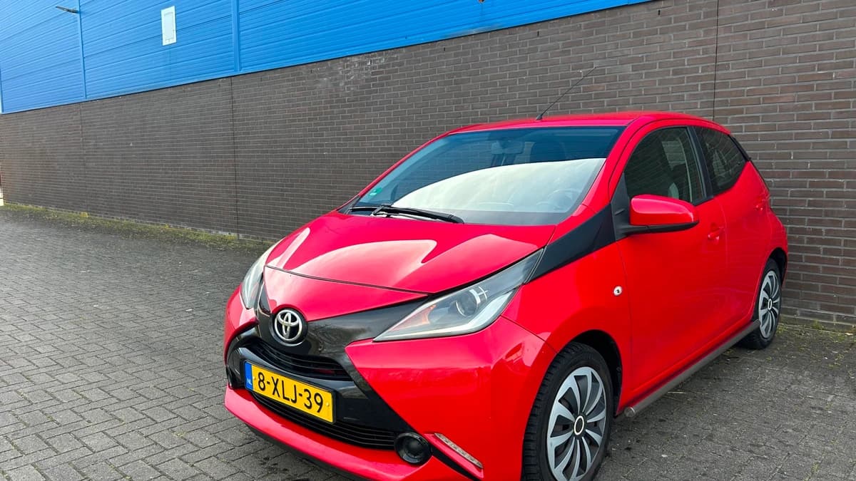 Toyota Aygo — foto 1