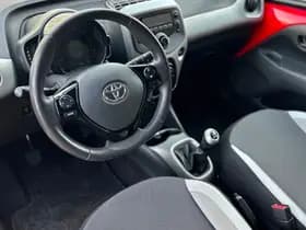 Toyota Aygo thumbnail 3
