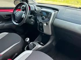 Toyota Aygo thumbnail 5