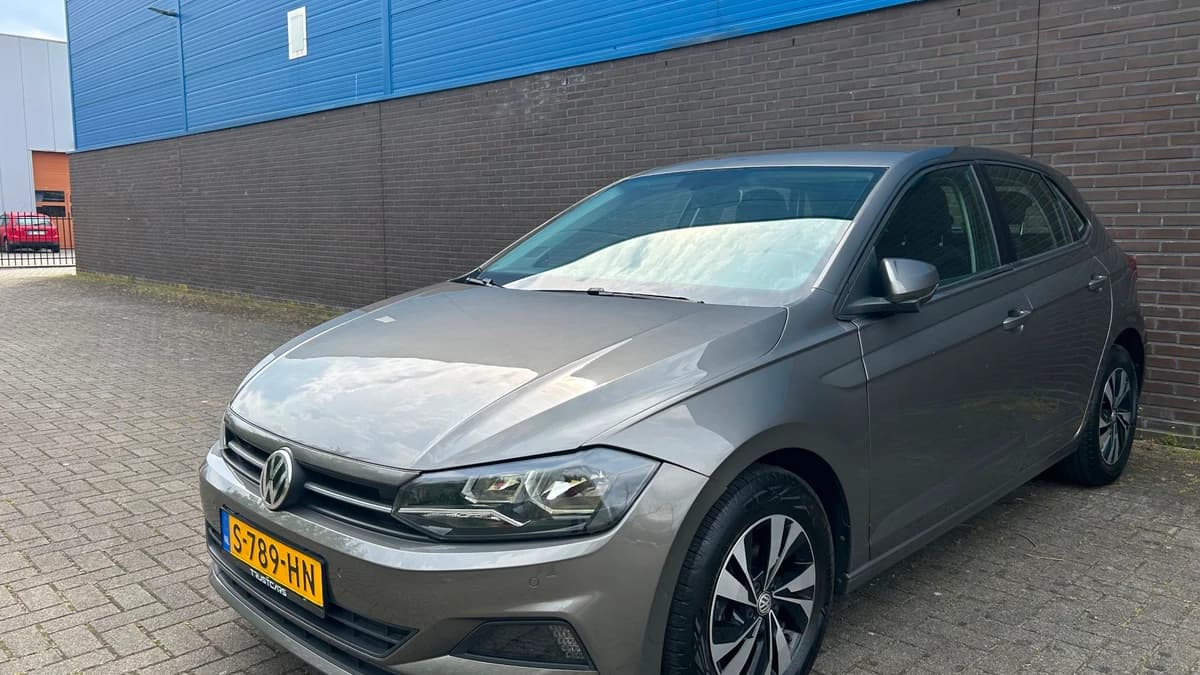 Volkswagen Polo — foto 1
