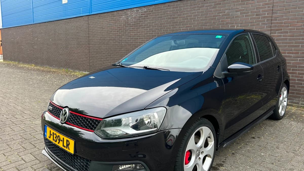 Volkswagen Polo — foto 1