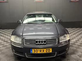 Audi A8 thumbnail 2