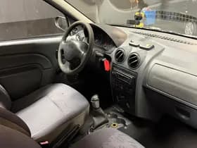 Dacia Logan thumbnail 10