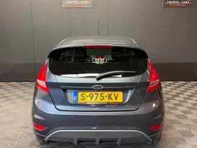 Ford Fiesta thumbnail 5