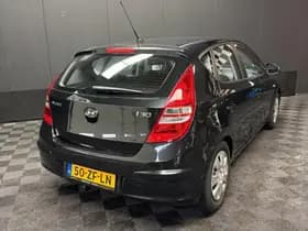 Hyundai i30 thumbnail 4