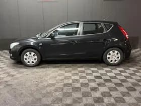 Hyundai i30 thumbnail 8