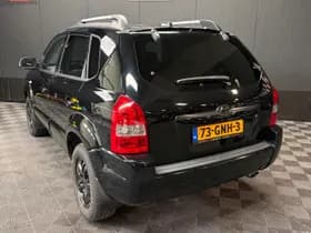 Hyundai Tucson thumbnail 6