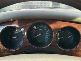 Jaguar XJ thumbnail 13