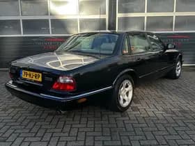 Jaguar XJ thumbnail 4