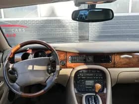 Jaguar XJ thumbnail 9