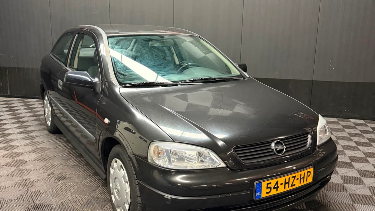 Opel Astra — foto 1