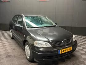 Opel Astra thumbnail 1