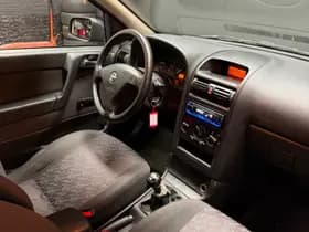 Opel Astra thumbnail 10