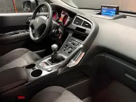 Peugeot 3008 thumbnail 10
