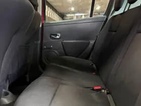Renault Clio thumbnail 11