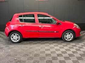 Renault Clio thumbnail 7