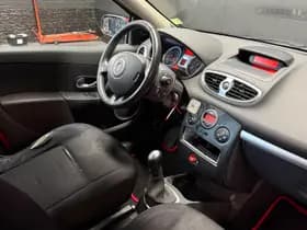 Renault Clio thumbnail 10