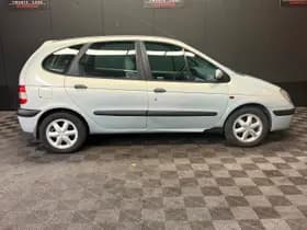 Renault Scénic thumbnail 7