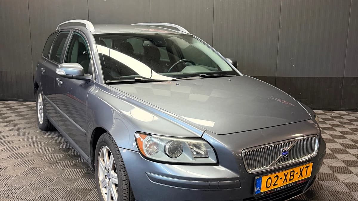 Volvo V50 — foto 1