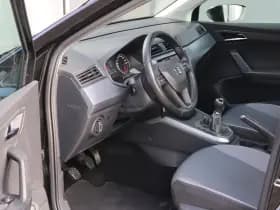 Seat Arona 1.0 TSI Xcellence Navi PDC Trekhaak Clima CarPlay thumbnail 16