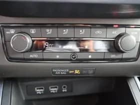 Seat Arona 1.0 TSI Xcellence Navi PDC Trekhaak Clima CarPlay thumbnail 28