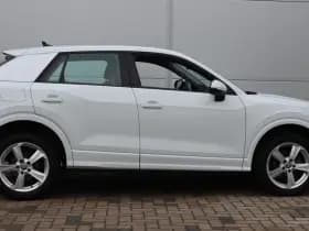 Audi Q2 30 TFSI Sport Airco Cruise Navi PDC Parelmoer thumbnail 8