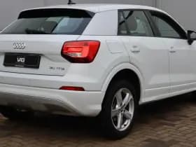 Audi Q2 30 TFSI Sport Airco Cruise Navi PDC Parelmoer thumbnail 9