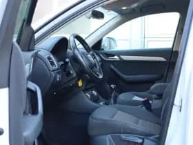 Audi Q3 2.0 TFSI quattro Clima Cruise Xenon PDC LED Navi thumbnail 13