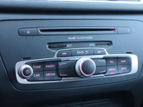 Audi Q3 2.0 TFSI quattro Clima Cruise Xenon PDC LED Navi thumbnail 21