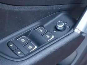 Audi Q2 35 TFSI LED CarPlay PDC Clima Cruise Leer 18 inch thumbnail 27