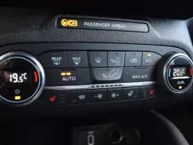 Ford Focus Wagon 1.0 Ecoboost Active Business thumbnail 13