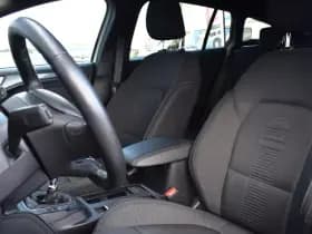 Ford Focus Wagon 1.0 Ecoboost Active Business thumbnail 4