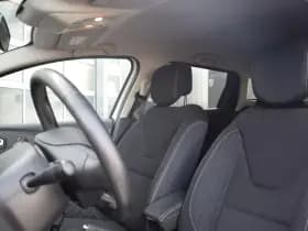 Renault Clio 0.9 Tce Limited thumbnail 4