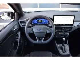Ford Focus thumbnail 19