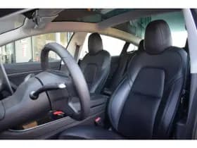 Tesla Model 3 thumbnail 5