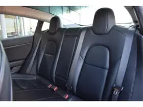 Tesla Model 3 thumbnail 6