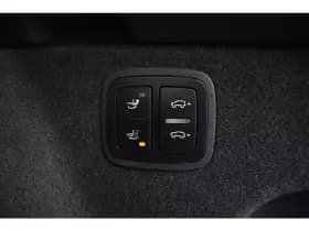 Porsche Macan thumbnail 26