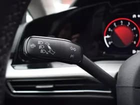 Volkswagen Golf Variant 1.0 Tsi Life Business thumbnail 16