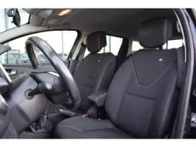 Renault Clio Estate 0.9 Tce Limited thumbnail 5