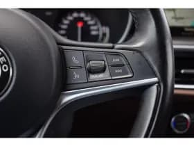 Alfa Romeo Stelvio 2.0 T Awd Super thumbnail 24