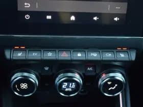 Mitsubishi Colt 1.6 Hev First Edition thumbnail 14